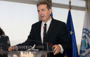 Χρυσοχοΐδης από Έβρο: «Η ασφάλεια της χώρας είναι αδιαπραγμάτευτη» Χρυσοχοΐδης από Έβρο: «Η ασφάλεια της χώρας είναι αδιαπραγμάτευτη»